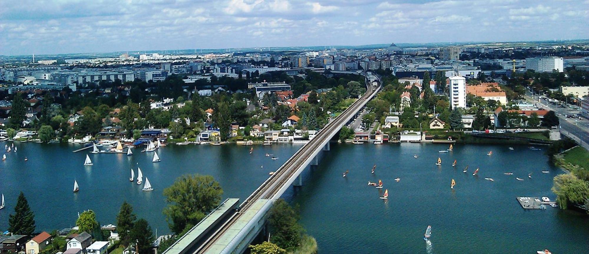 Yuki'S Place - Un-Vic, Danube Beach And Subway Near To Downtown Wien Eksteriør billede
